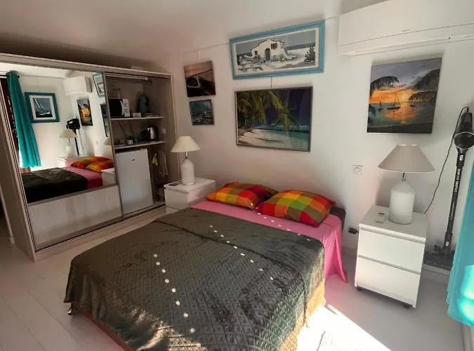 Belle Spacieuse, Tropezienne, Vue Remparts, Clim, Parking Privat bolig